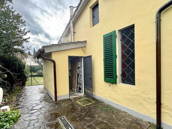 casa indipendente in vendita a Poggio a Caiano