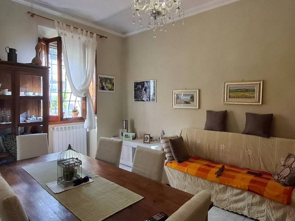 casa indipendente in vendita a Poggio a Caiano