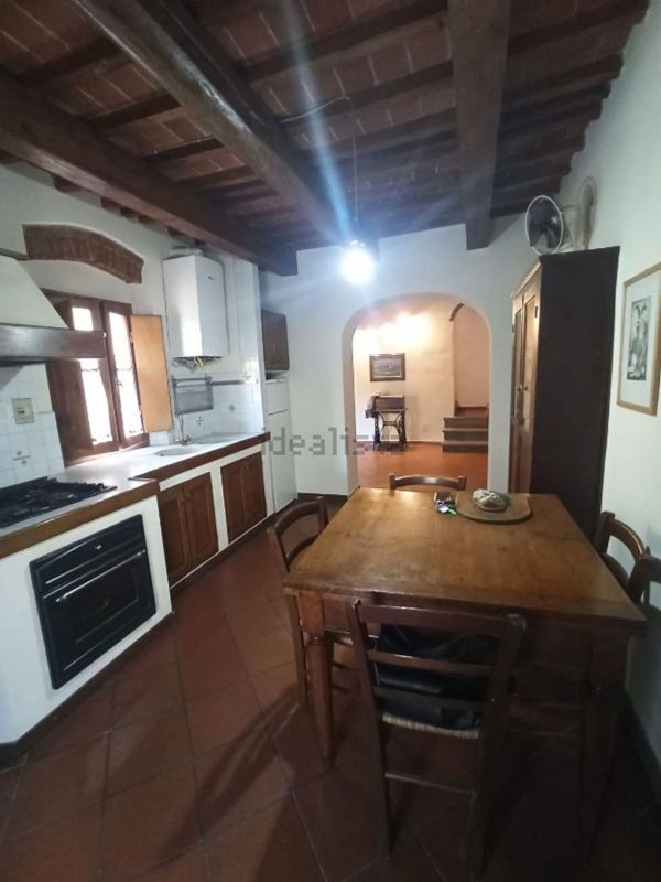casa indipendente in vendita a Poggio a Caiano