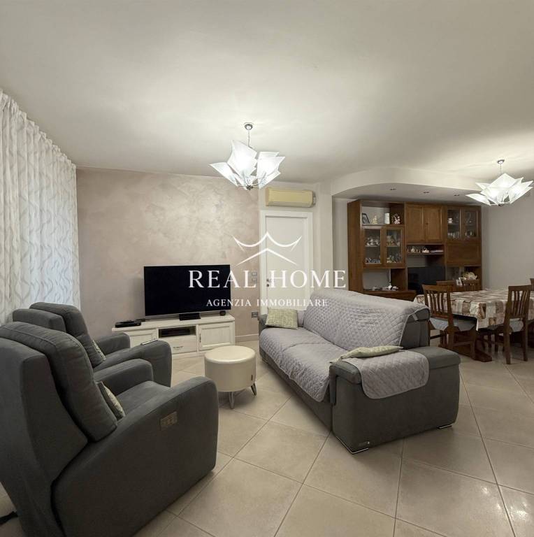 appartamento in vendita a Poggio a Caiano