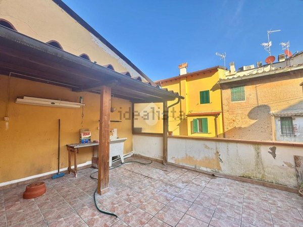 casa indipendente in vendita a Poggio a Caiano