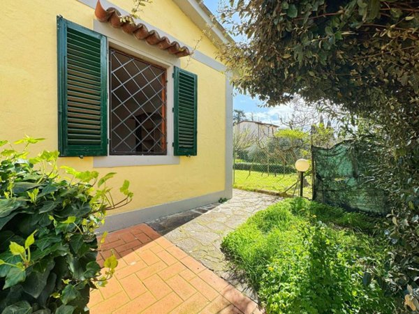 casa indipendente in vendita a Poggio a Caiano