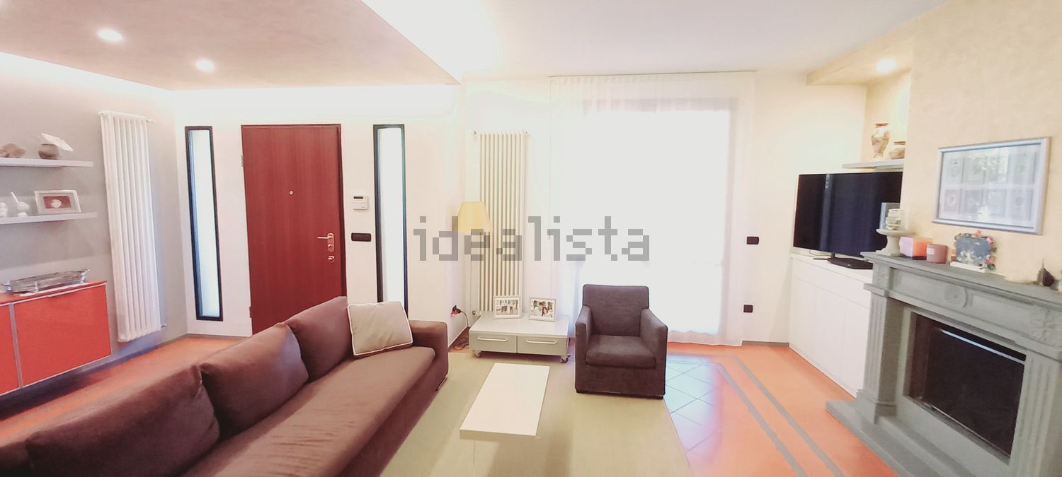 casa indipendente in vendita a Poggio a Caiano