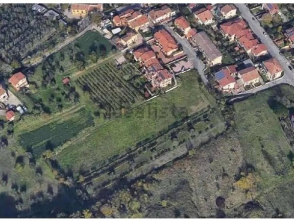 casa indipendente in vendita a Poggio a Caiano in zona Poggetto