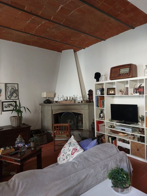 casa indipendente in vendita a Poggio a Caiano