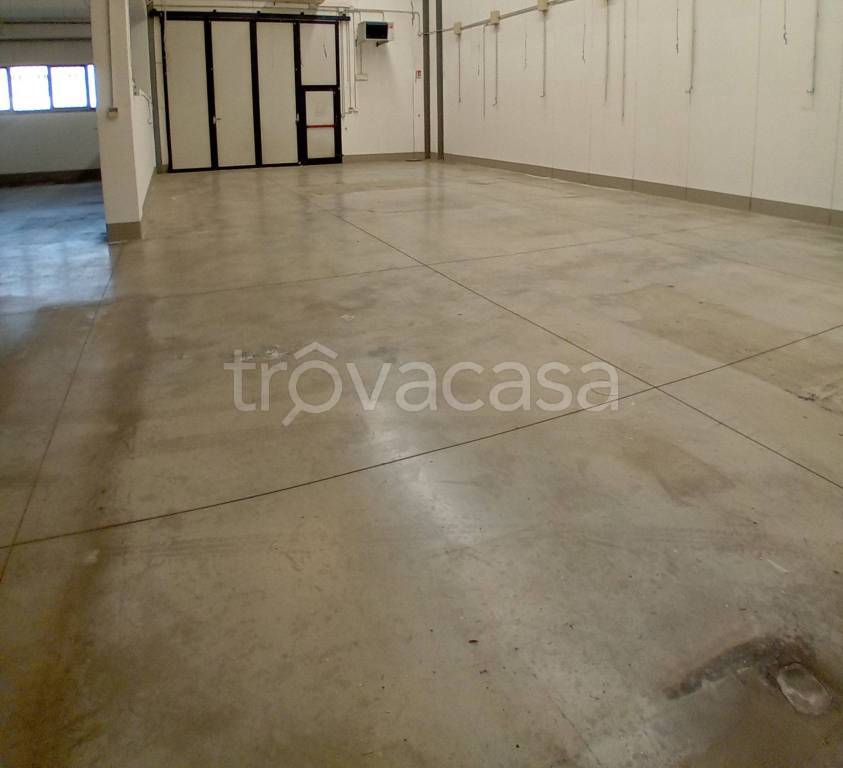 locale commerciale in vendita a Poggio a Caiano