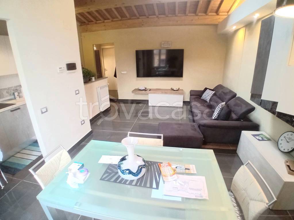 casa indipendente in vendita a Poggio a Caiano