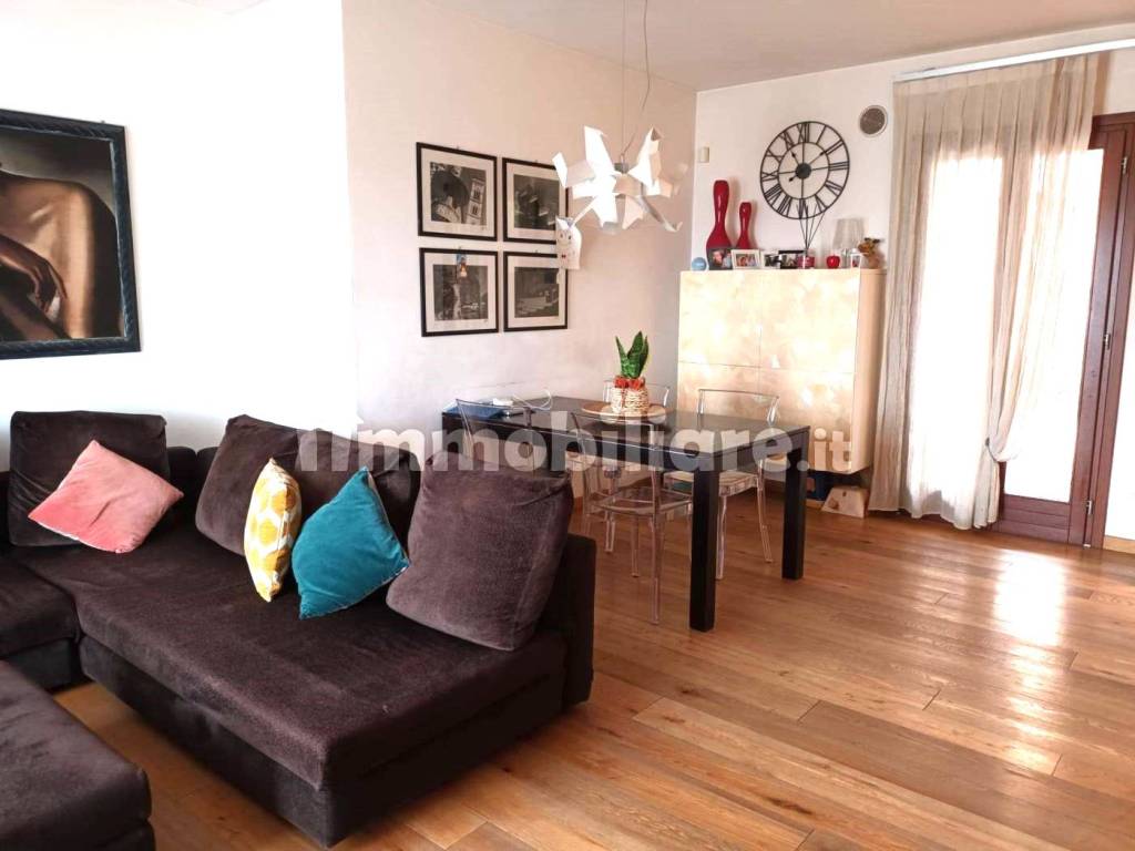 casa indipendente in vendita a Poggio a Caiano