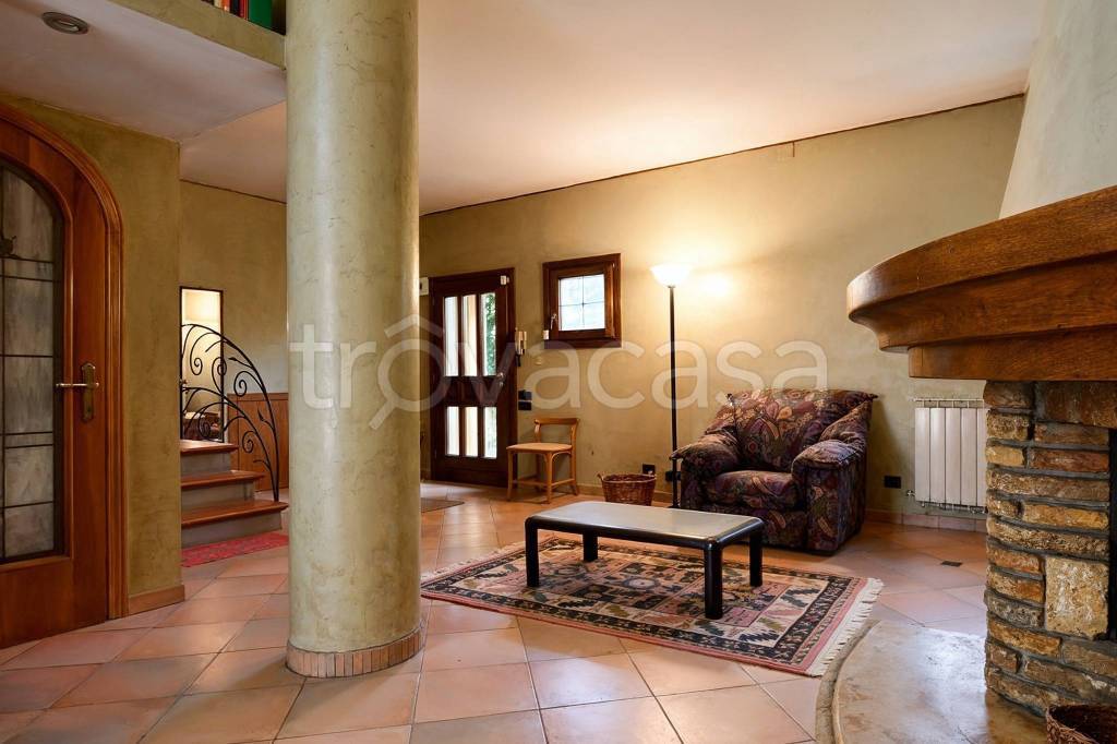 casa indipendente in vendita a Poggio a Caiano in zona Poggetto