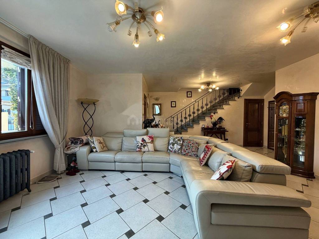 casa indipendente in vendita a Poggio a Caiano