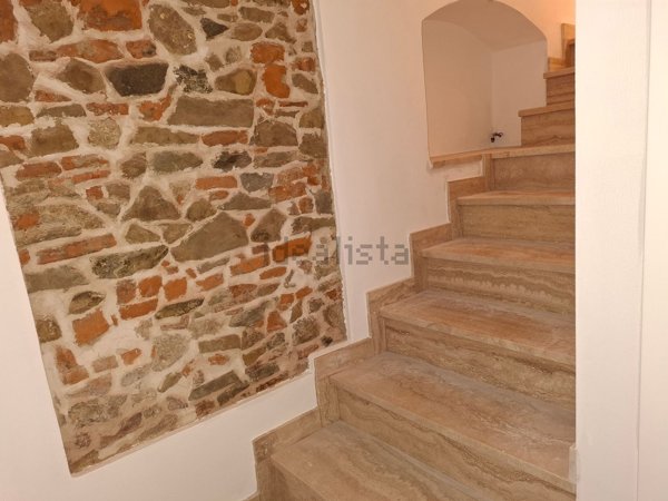 casa indipendente in vendita a Poggio a Caiano