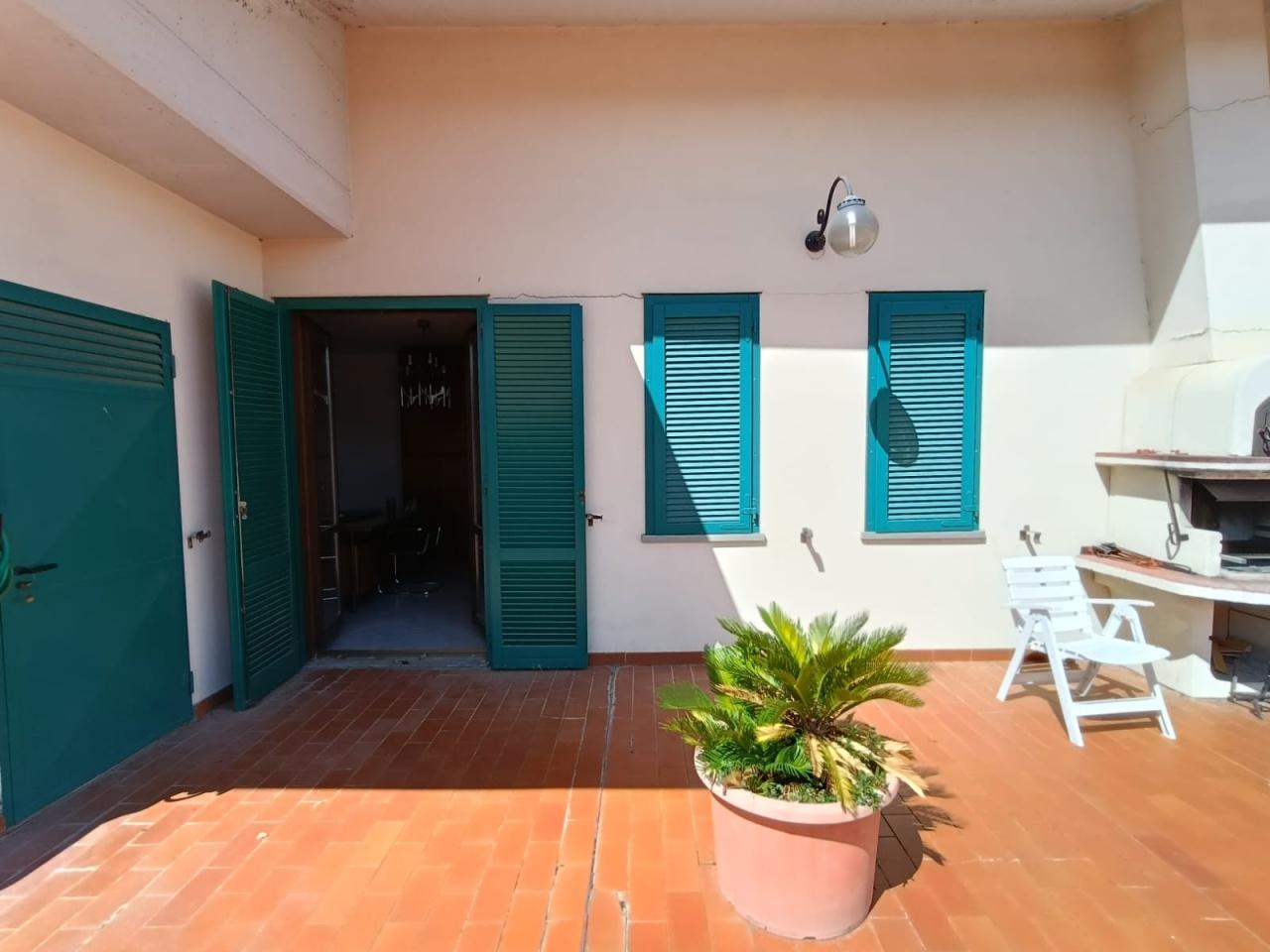 casa indipendente in vendita a Poggio a Caiano
