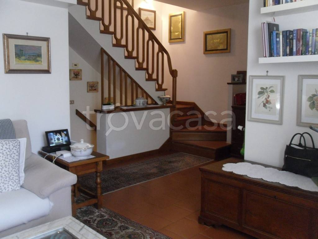 casa indipendente in vendita a Poggio a Caiano