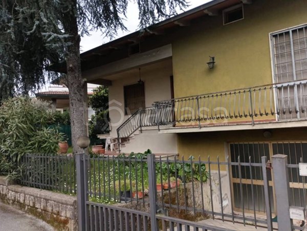 casa indipendente in vendita a Poggio a Caiano in zona Poggetto