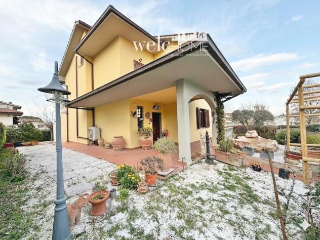 casa indipendente in vendita a Poggio a Caiano