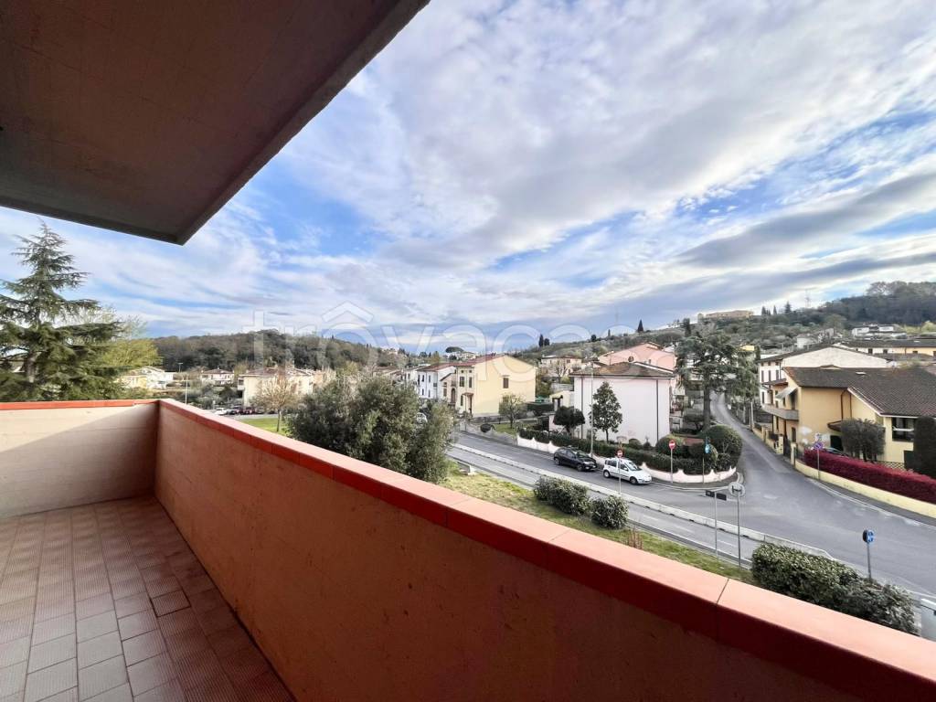 appartamento in vendita a Poggio a Caiano in zona Poggetto