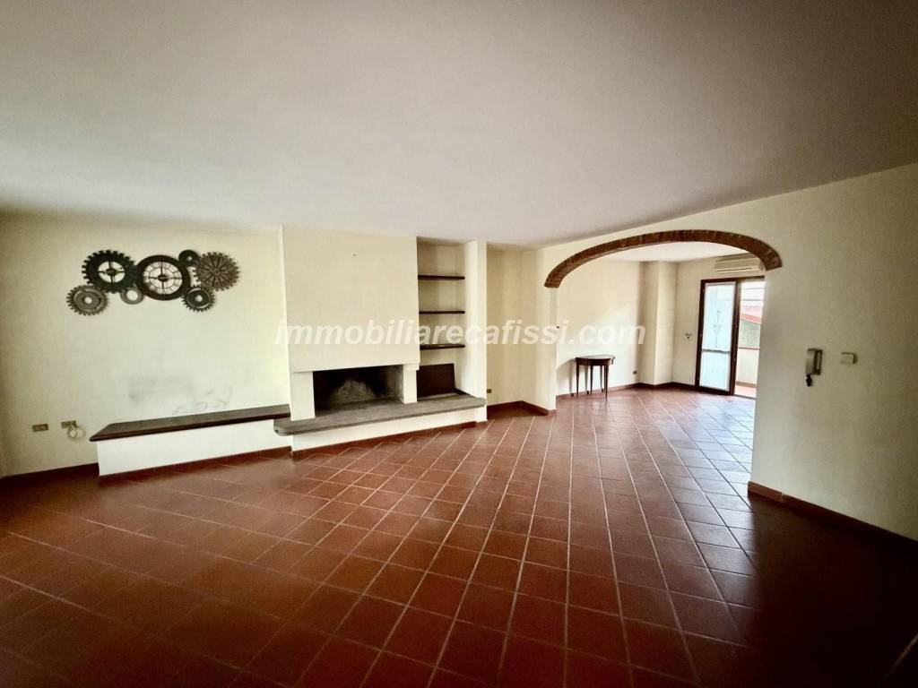 casa indipendente in vendita a Poggio a Caiano