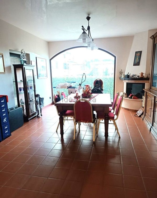 casa indipendente in vendita a Poggio a Caiano in zona Santa Cristina in Pilli