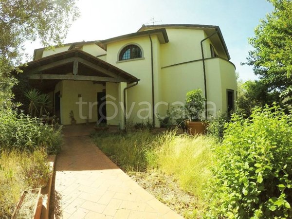 casa indipendente in vendita a Poggio a Caiano