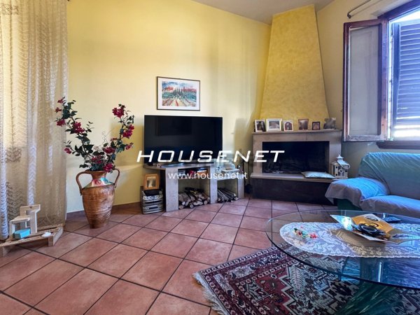 casa indipendente in vendita a Poggio a Caiano