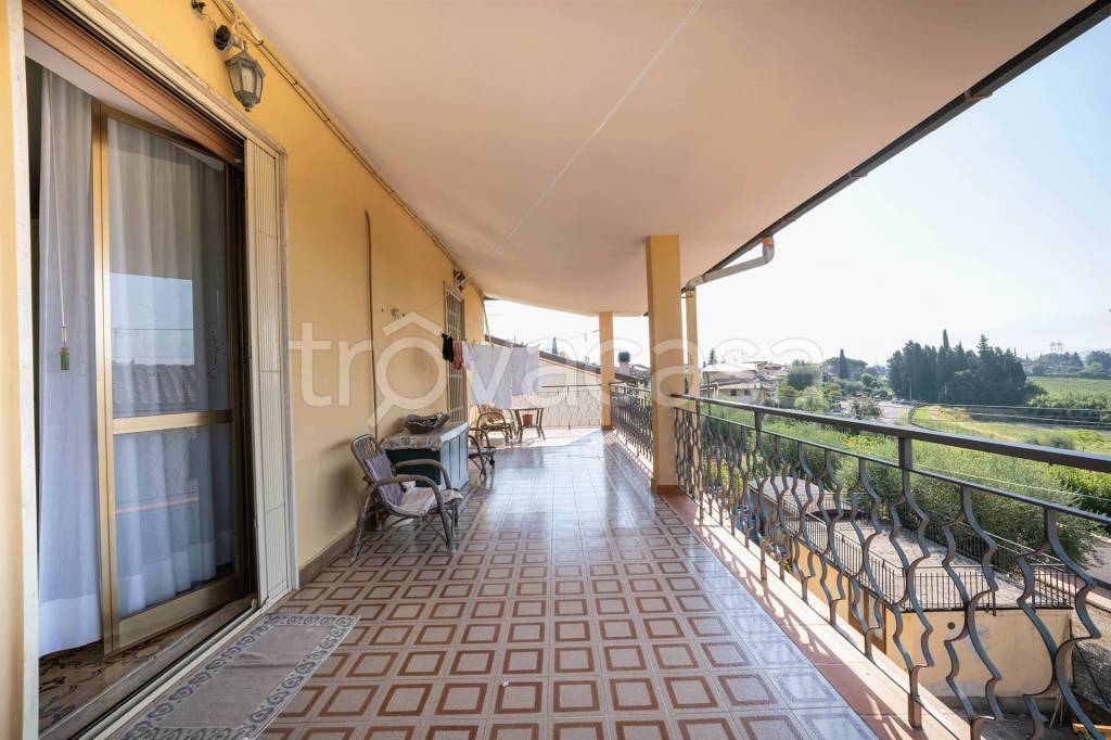 appartamento in vendita a Poggio a Caiano in zona Santa Cristina in Pilli