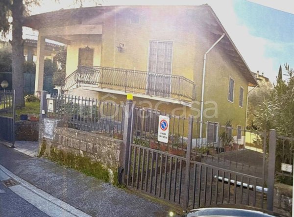 appartamento in vendita a Poggio a Caiano in zona Poggetto
