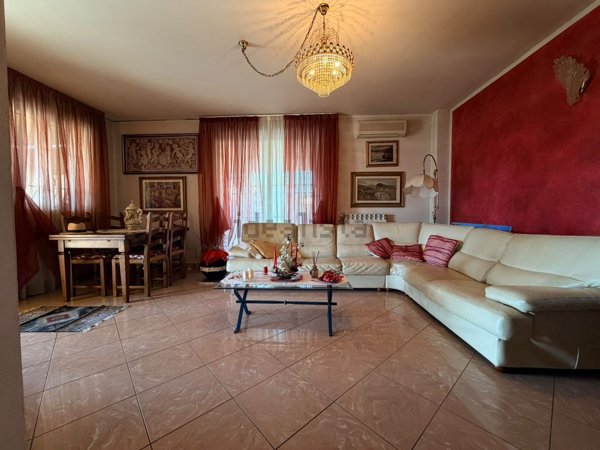 casa indipendente in vendita a Poggio a Caiano
