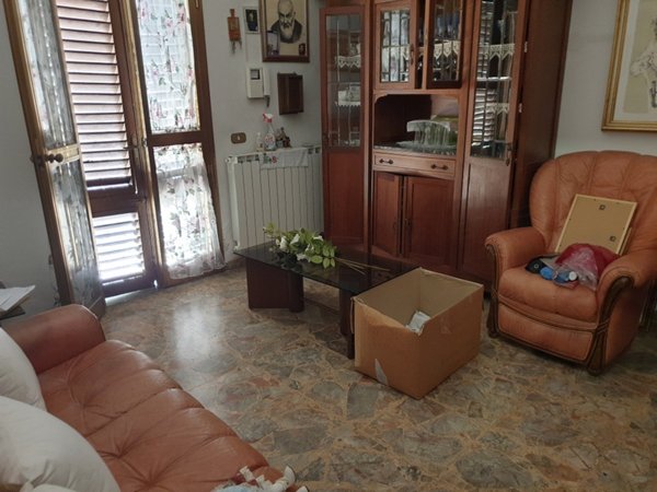 casa indipendente in vendita a Prato in zona Tobbiana