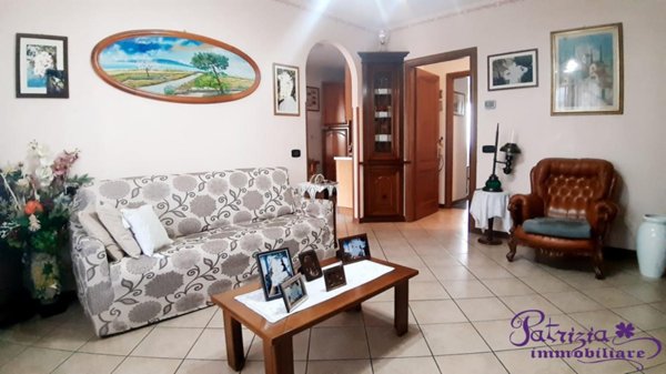 appartamento in vendita a Prato in zona Grignano