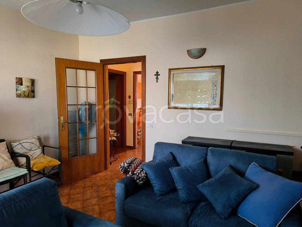 appartamento in vendita a Prato in zona Casale