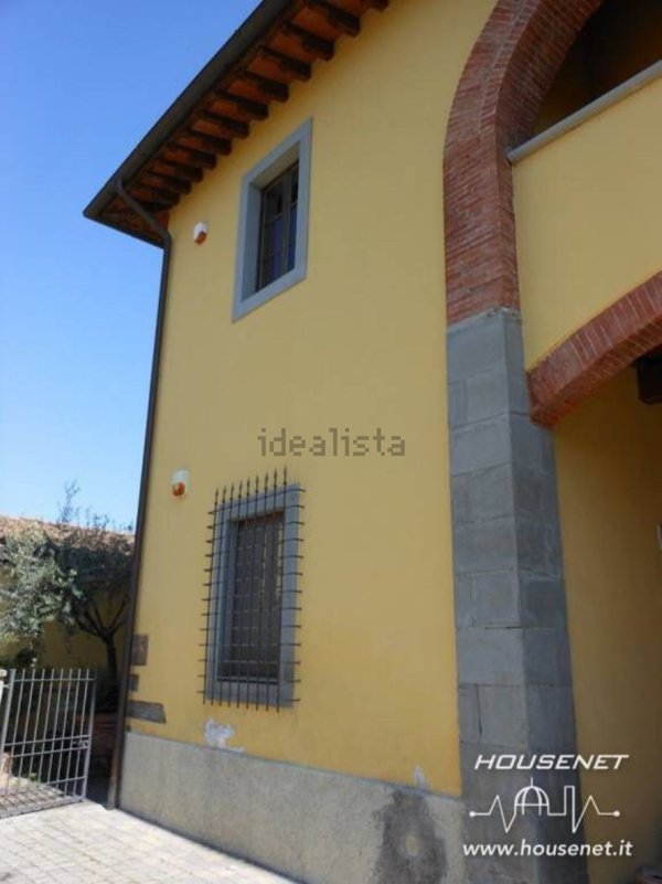 appartamento in vendita a Prato in zona Iolo