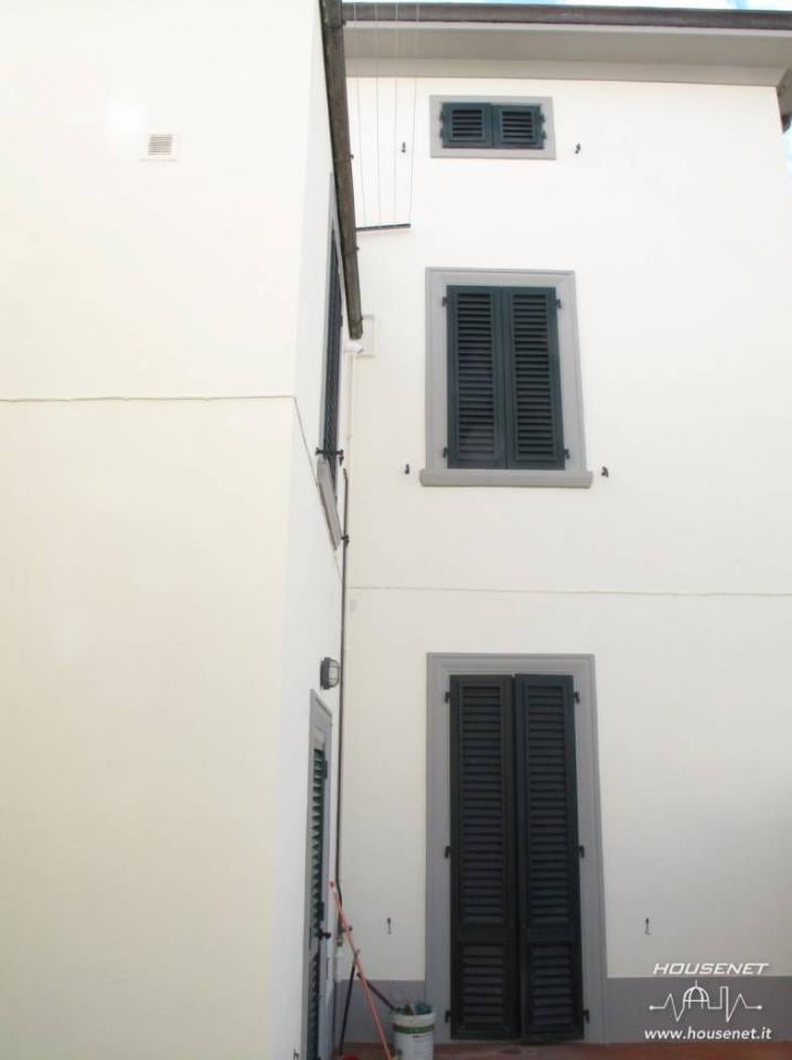 casa indipendente in vendita a Prato