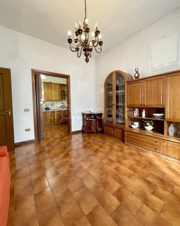 casa indipendente in vendita a Prato in zona Viaccia