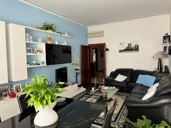 appartamento in vendita a Prato in zona I Ciliani