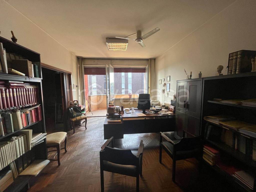 appartamento in vendita a Prato in zona Gonfienti