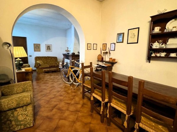 casa indipendente in vendita a Prato in zona La Querce