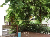 casa indipendente in vendita a Prato