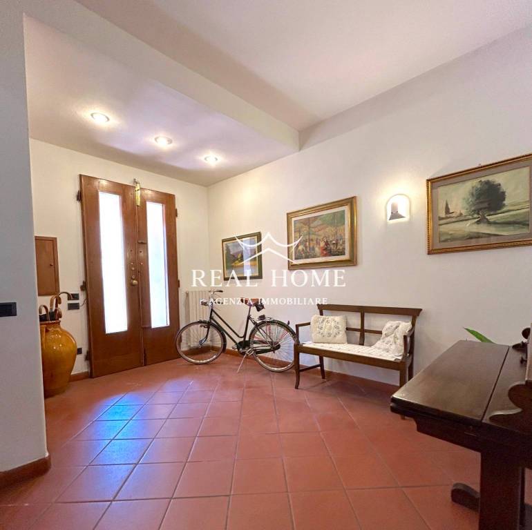 casa indipendente in vendita a Prato in zona Galceti