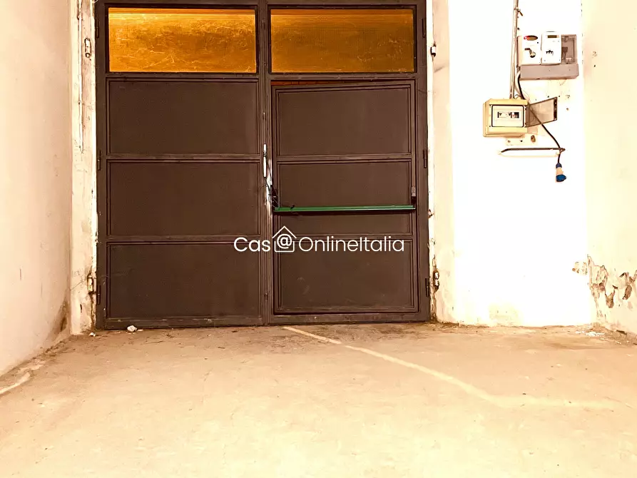 negozio in vendita a Prato