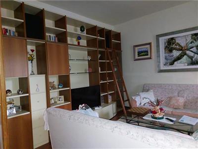 casa indipendente in vendita a Prato