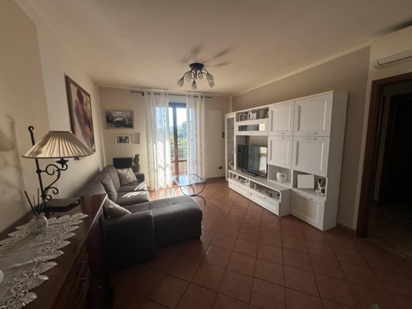 appartamento in vendita a Prato in zona Viaccia