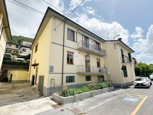 appartamento in vendita a Prato in zona La Macine