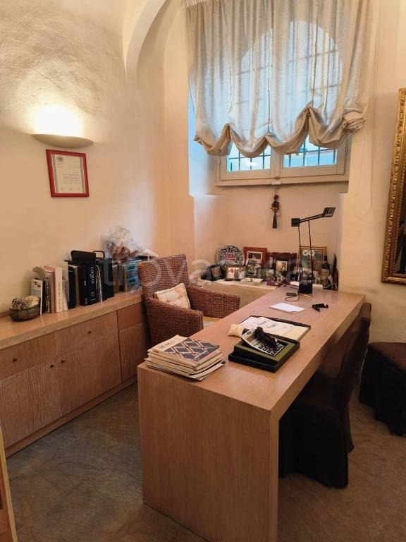 appartamento in vendita a Prato in zona Grignano