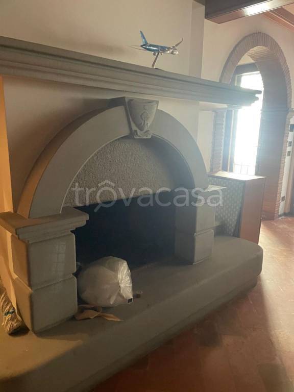 casa indipendente in vendita a Prato