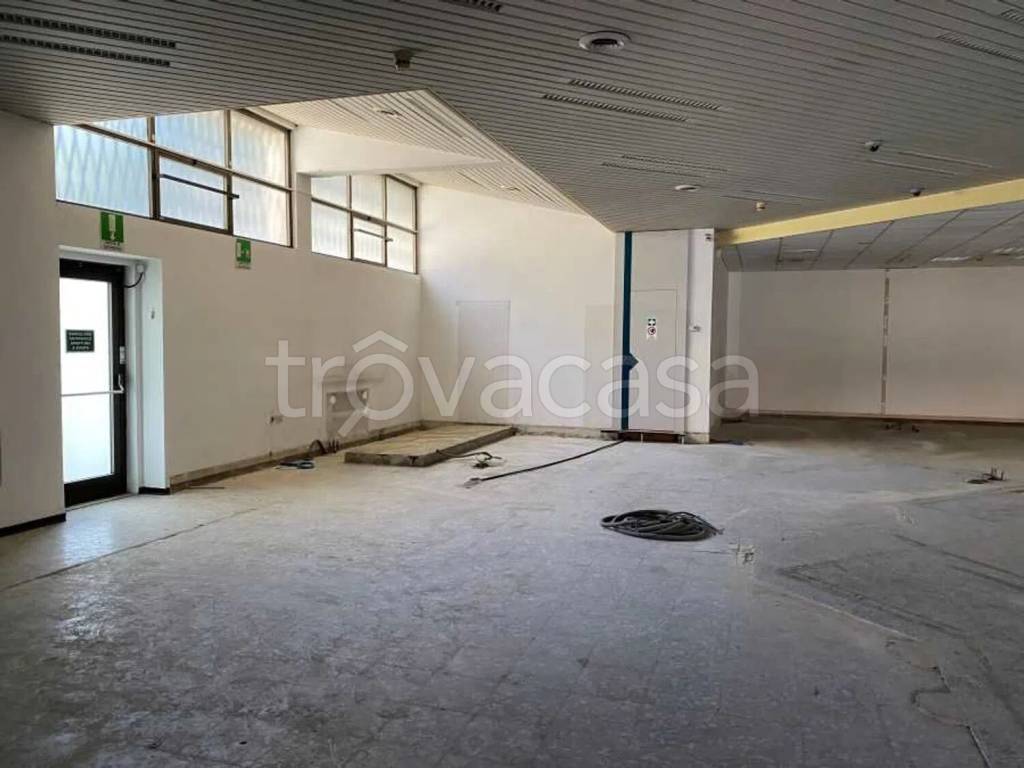 negozio in vendita a Prato