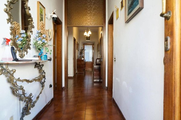 appartamento in vendita a Prato in zona Viaccia