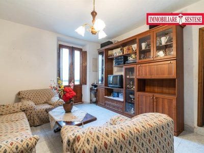 casa indipendente in vendita a Prato in zona La Querce