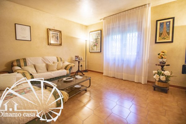 appartamento in vendita a Prato in zona Viaccia