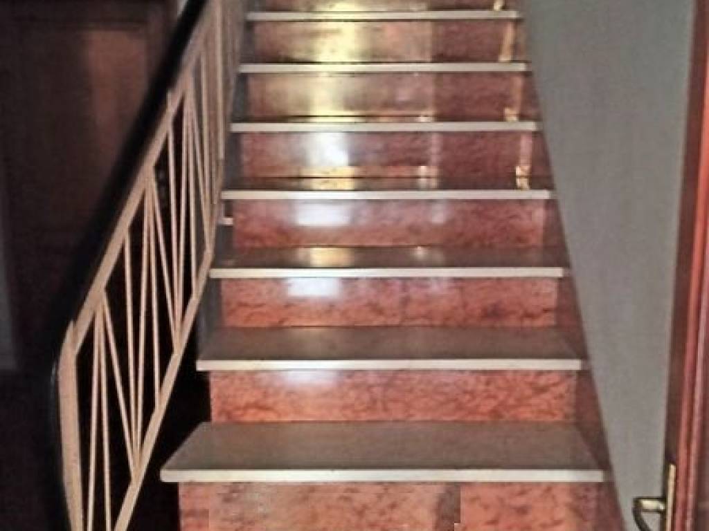 casa indipendente in vendita a Prato in zona Casale