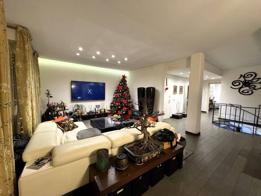 appartamento in vendita a Prato in zona Carteano